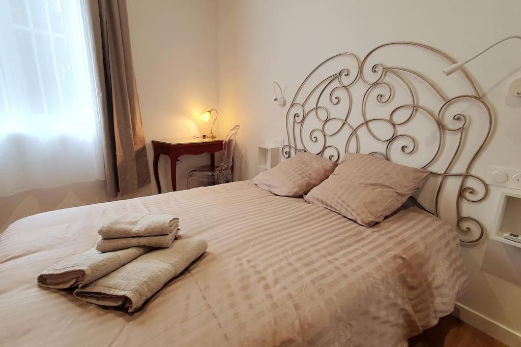 Classe 4 Etoiles - Cybele - Centre Ville 2 Chambres, Cour Privative Et Garage 维也纳 外观 照片